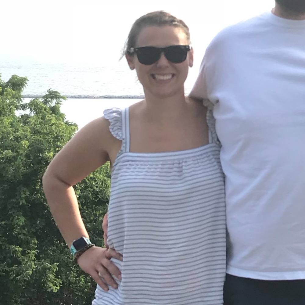 Meet your Posher, Jennifer